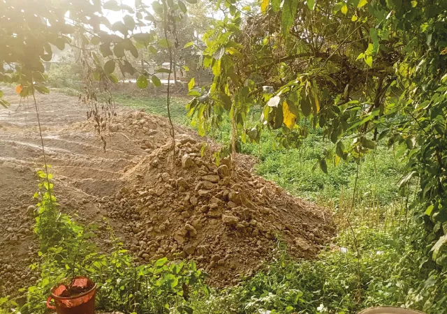 গাজোলে পুকুর ভরাট বন্ধ করল প্রশাসন