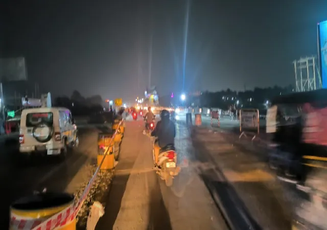 মাটিগাড়ায় নতুন বালাসন সেতু দিয়ে যান চলাচল শুরু