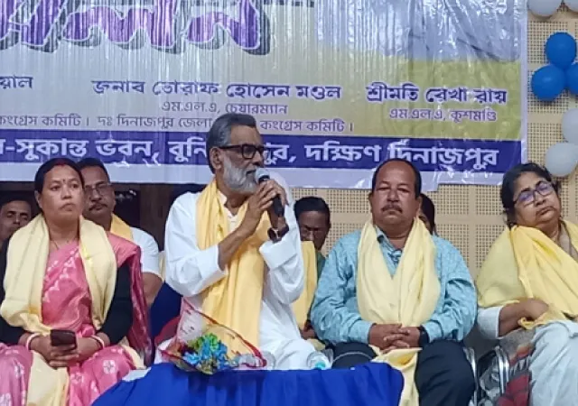 জনপ্রতিনিধিদের বিরুদ্ধে অভিযোগ জেলা সভাপতির