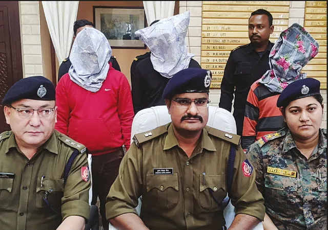 সিম প্রতারণা: এবার কোচবিহার থেকে পুলিসের জালে ৩ এজেন্ট