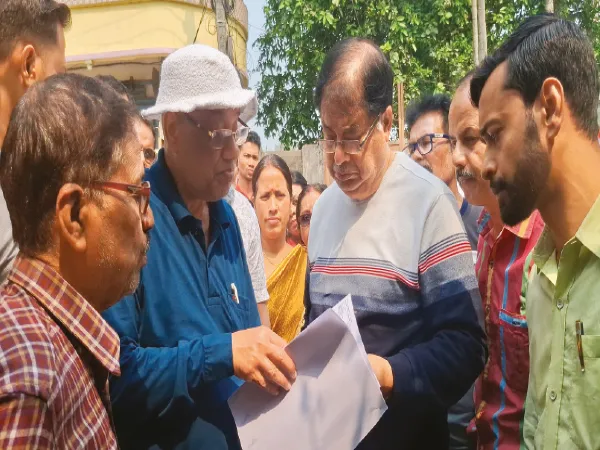 ভুয়ো ভোটারের খোঁজে দিনহাটা বিধানসভা এলাকায় চষে বেড়াচ্ছেন মন্ত্রী উদয়ন গুহ