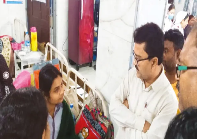 আলিপুরদুয়ার হাসপাতালে ডায়ালিসিস মেশিন বসানোর কাজ পরিদর্শনে বিধায়ক