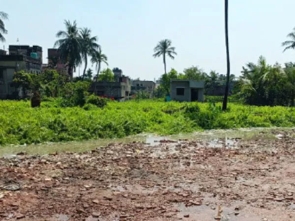 মহেশতলায় পাঁচ বিঘা জলাশয় ভরাটের অভিযোগ