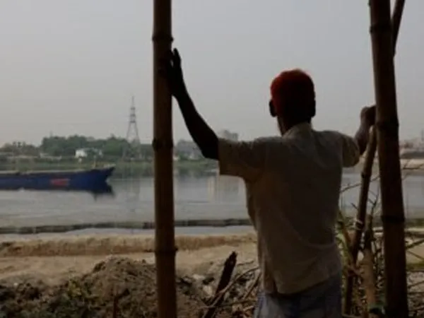 প্রাকৃতিক কারণেই বাংলাদেশে পদ্মা &lsquo;শুকনো&rsquo;,&nbsp; &nbsp;ভারতের ভূমিকা নেই, ফরাক্কায় এসে মানলেন ঢাকার বিশেষজ্ঞরা